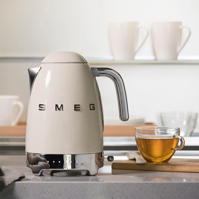 Smeg KLF03CREU Kettle 1.7L Cream