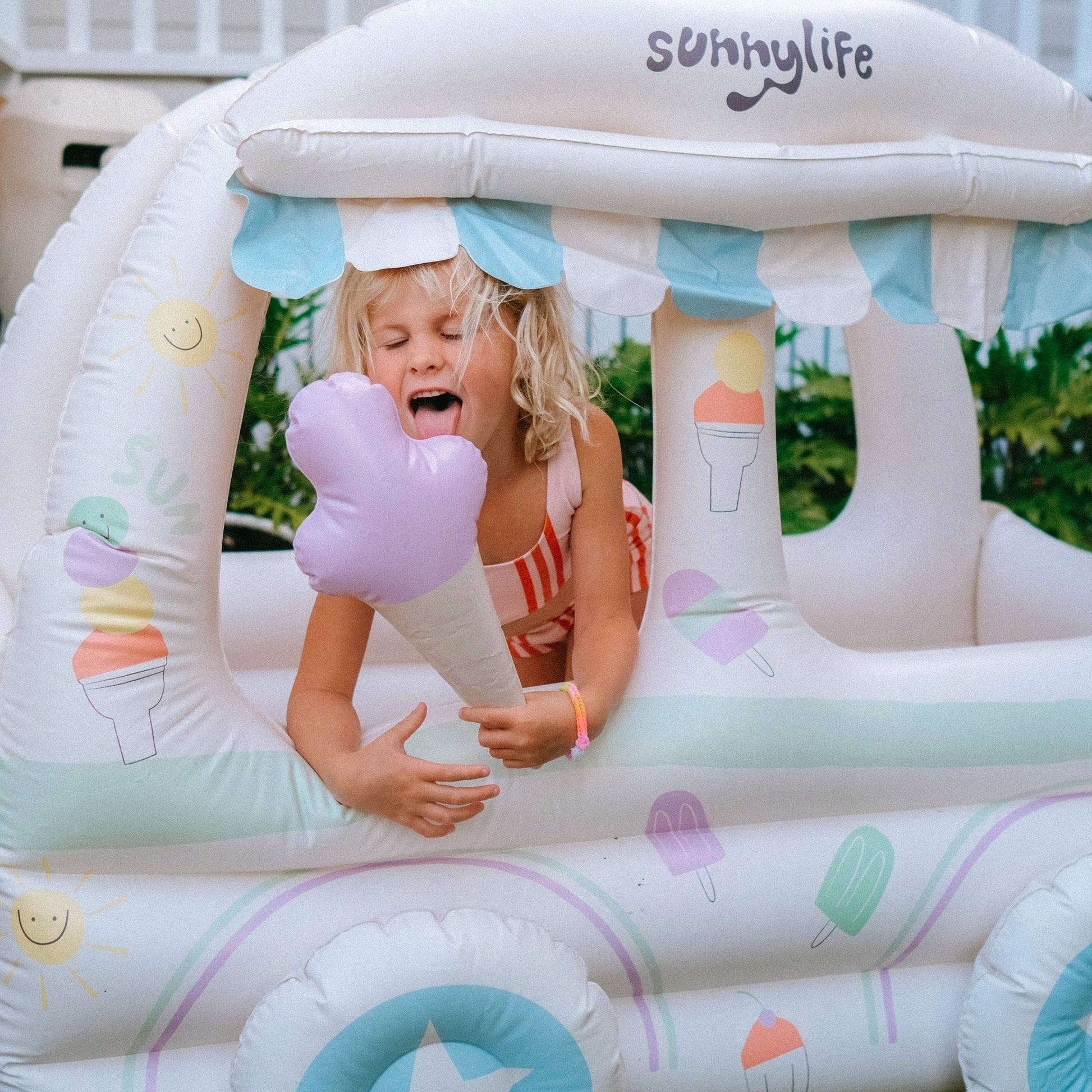 Inflatable Cubby