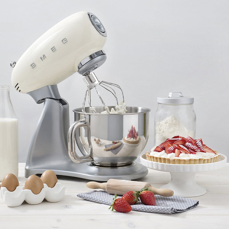 Smeg SMF02CREU Stand Mixer Cream