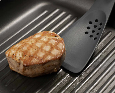 5 in 1 utensil By Joseph Joseph