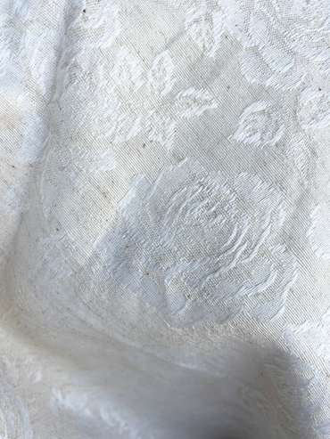 Round Cotton Tablecloth with Flowers Design – Ø 160cm