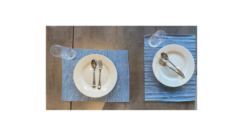 Set of 2 Table Placements Blue & Silver
