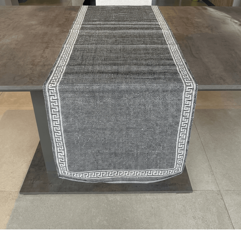 Black Table Runner 45x150 cm