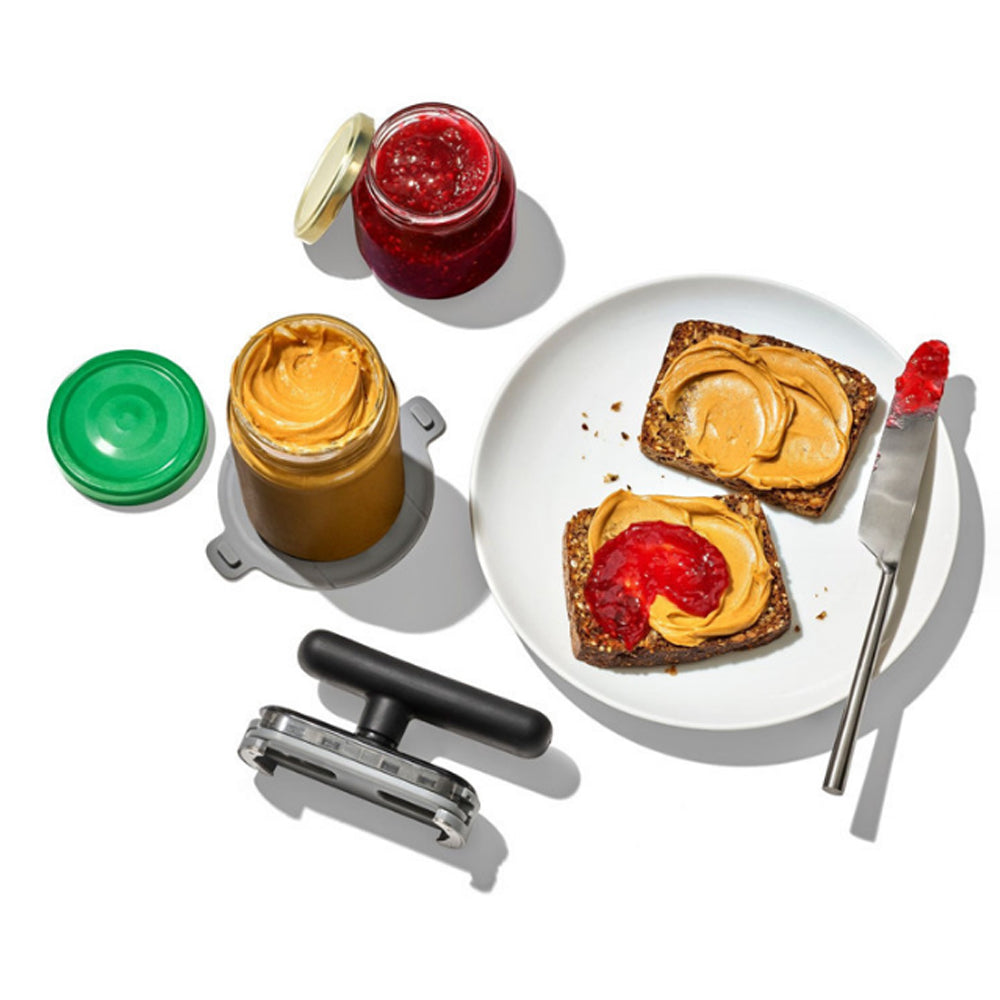 Twisting Jar Opener