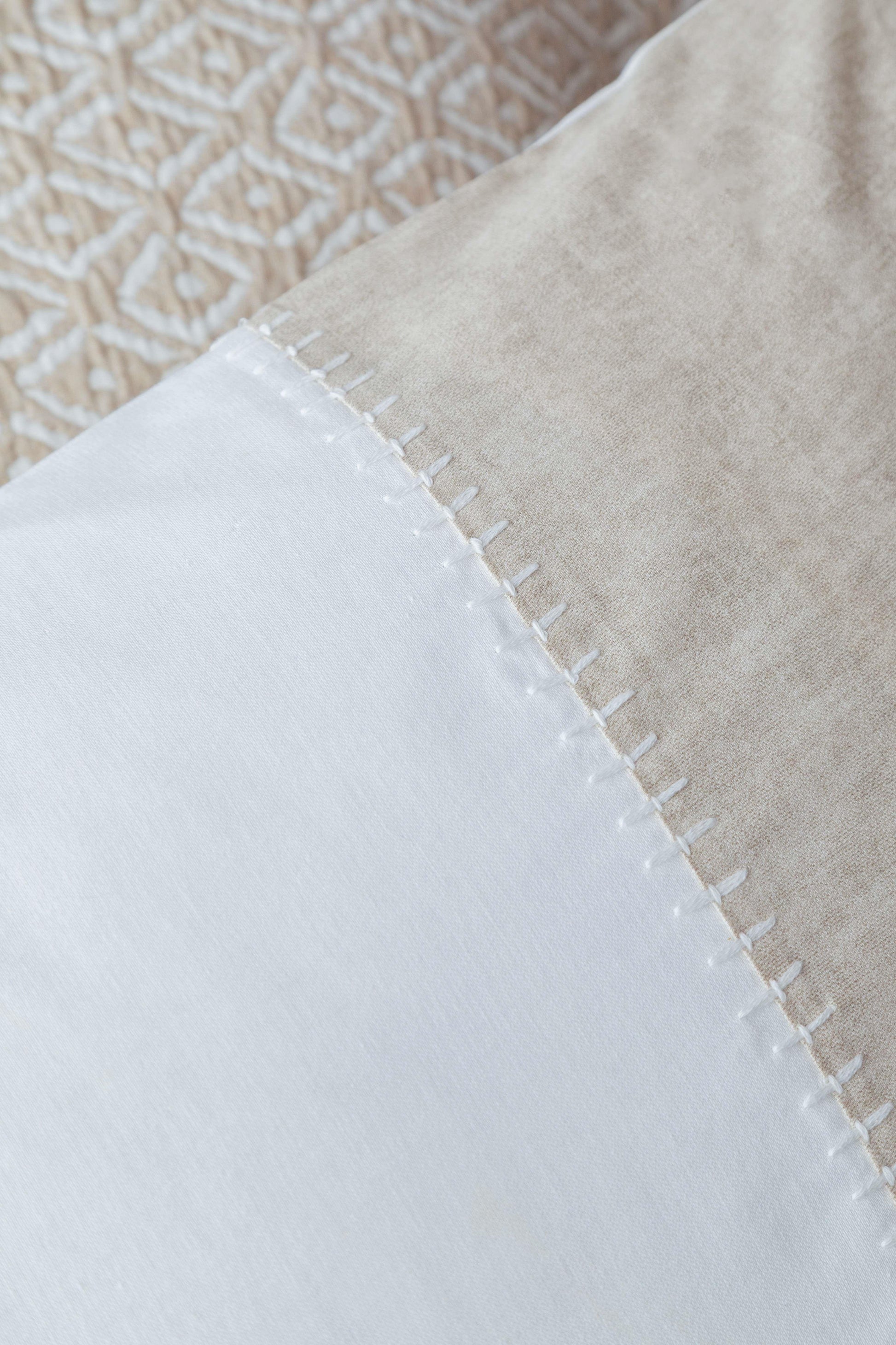 8 pcs DOUBLE TIMELESS PRIME SET OMARI BEIGE