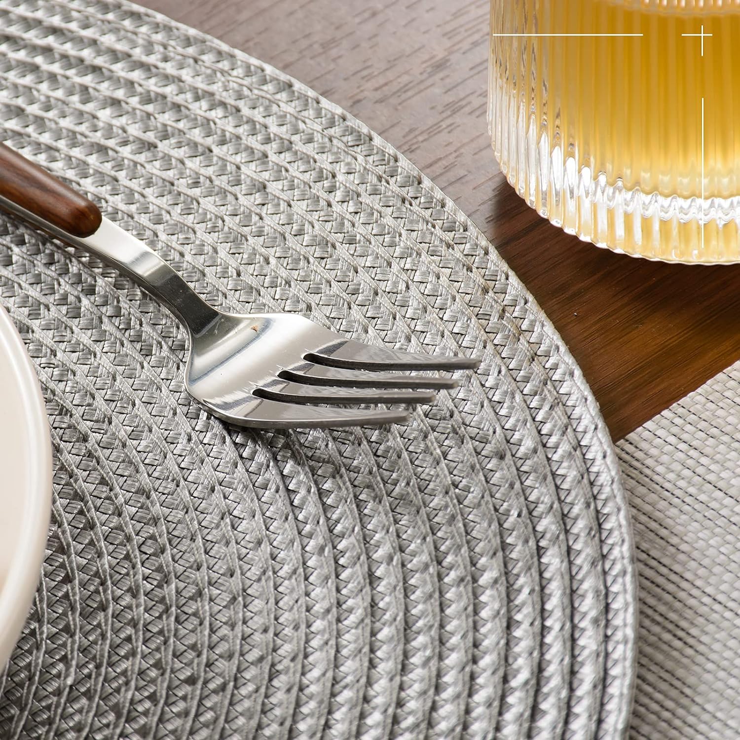 2-Pieces Round Braided Placemats Table Mats for Dining Tables 38cm