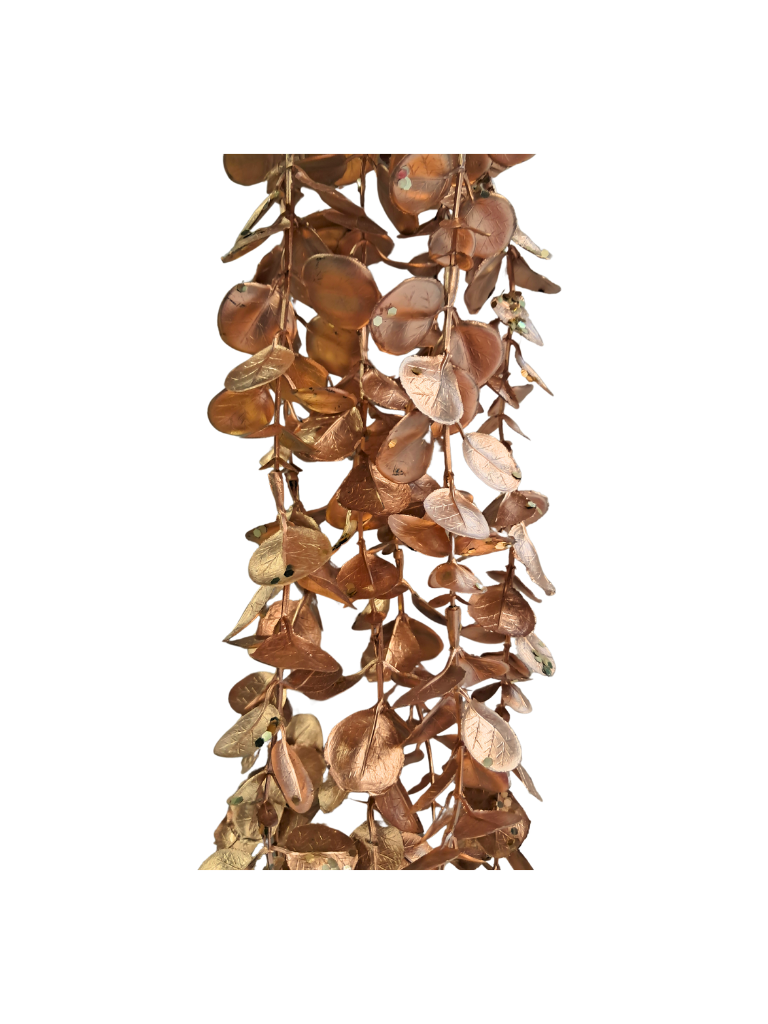 Holiday Elegance – Eucalyptus hanging gold