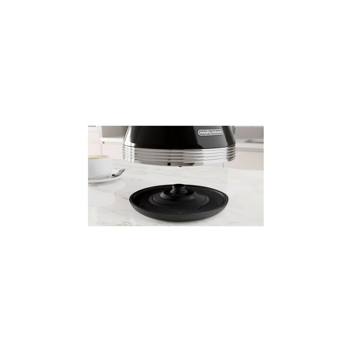 Venture Pyramid Kettle – Black -1.5L by Morphy Richards
