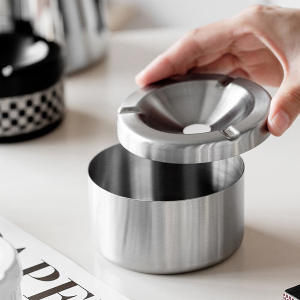 Thick Stainless Steel Cigarette Ashtray With Lid Black – 9 cm OZ-9B