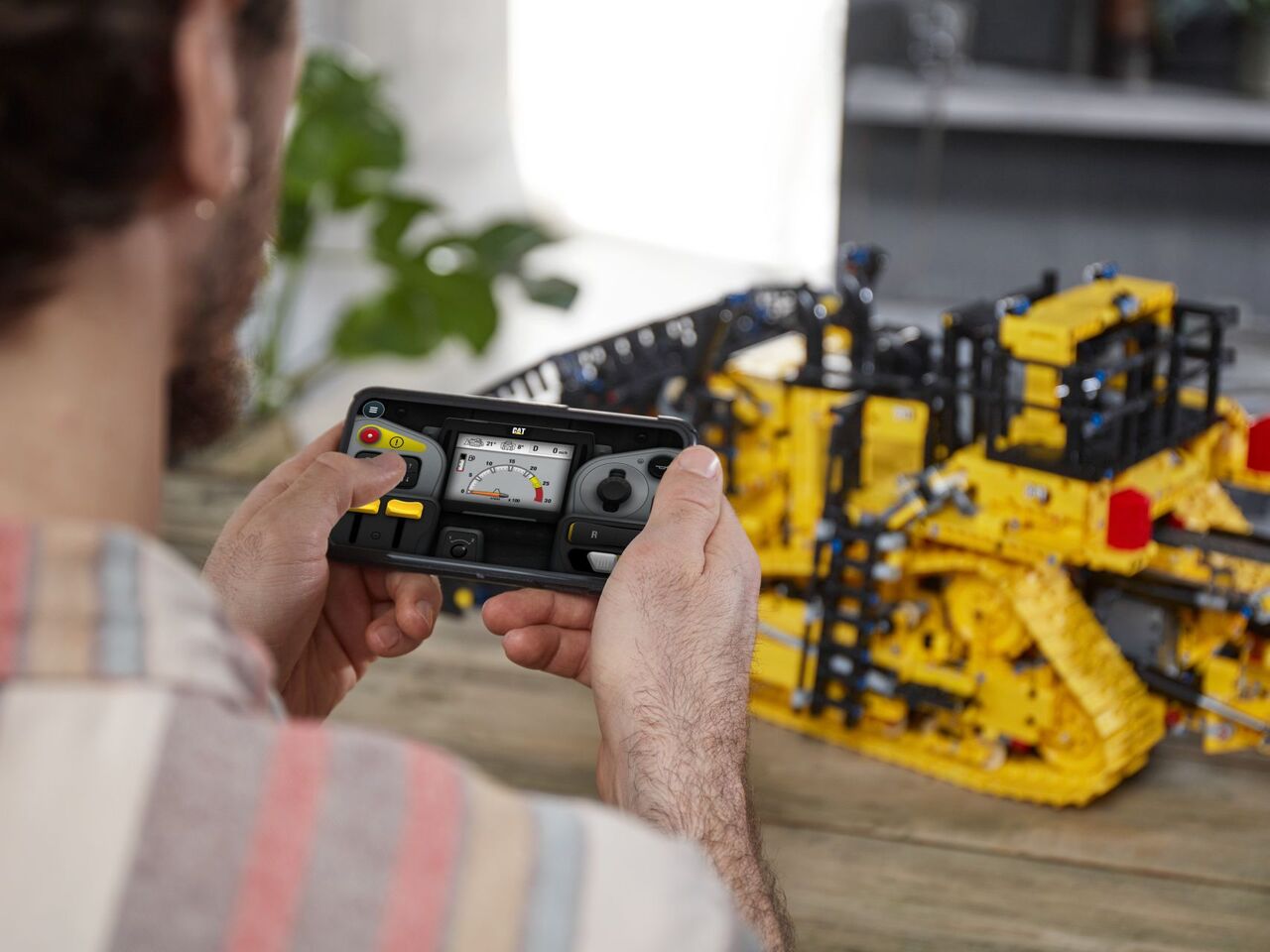 LEGO® App-Controlled Cat® D11 Bulldozer (42131)